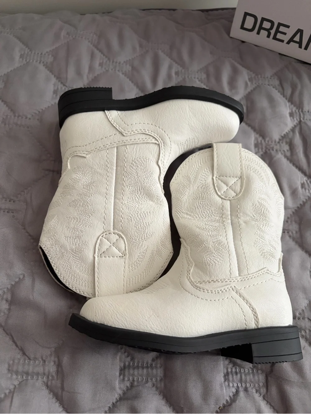 Dream Pairs White Western Ankle Boots with Black Soles